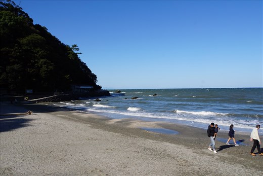 On way to Wedded Rocks, Ise