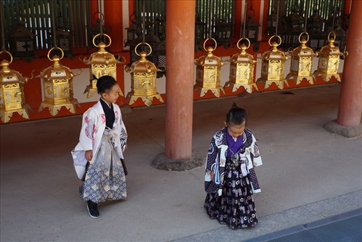kids in samurai clothing at Nara