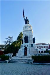 Veliko Tarnovo War Memorial Statue: by krodin, Views[170]