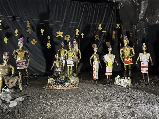 Pre-colonial mining for salt, gold and emeralds