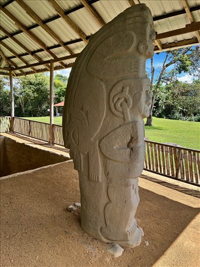 Tomb guardian with headdress