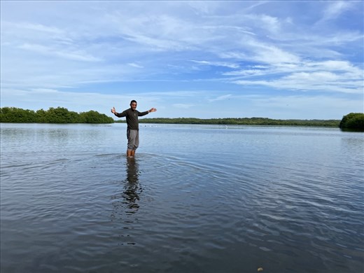 Eduardo walks on water