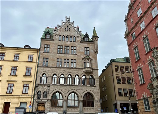 building near Old Town