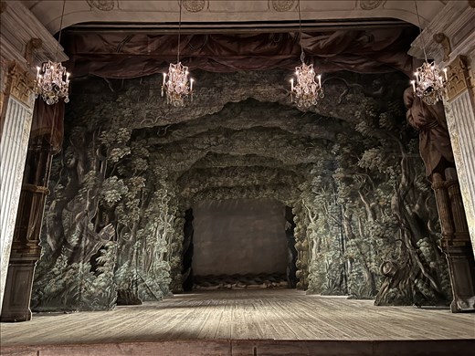 Hand pulled wings in Drottningholm Theater