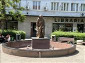Mother Teresa statue in pedestrian zone: by krodin, Views[196]