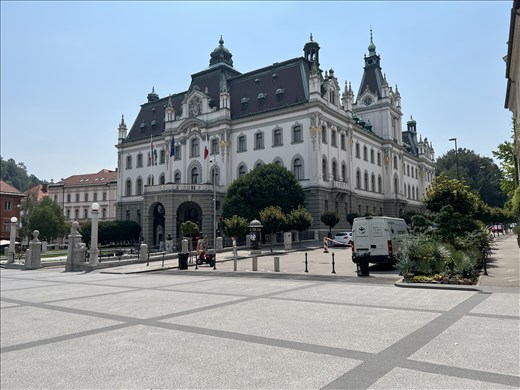 Slovanian University - Congress Square