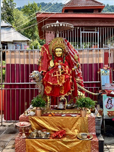 Goddess Pathibhara idol