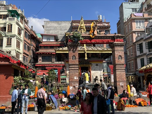 Shiva temple at the edge of Durbar Sq.