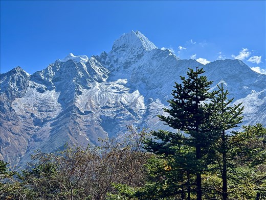 view from Tengboche