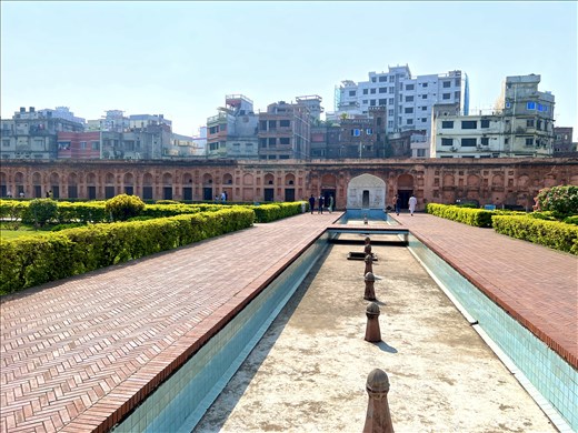 empty fountains and soldier's quarters Fort Lalabag