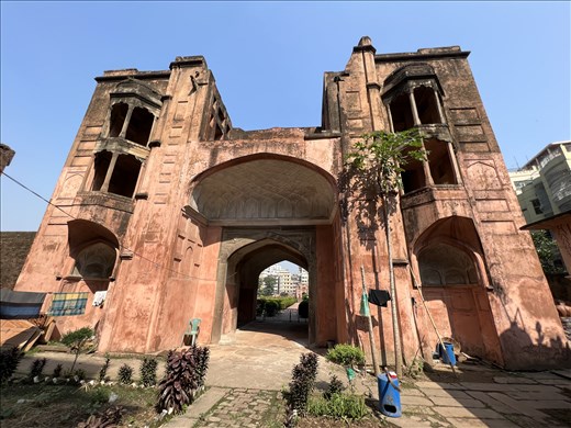 South Gate, Mughal architecture, Fort Lalabag