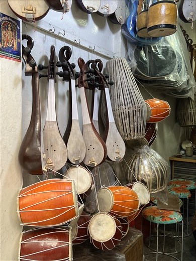 music stores abound in Shankari Bazar