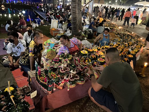 Krathong stalls during festival