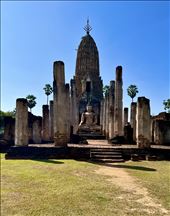 Wat Phra Si Ratanamahathat, outside Satchanalai: by krodin, Views[393]