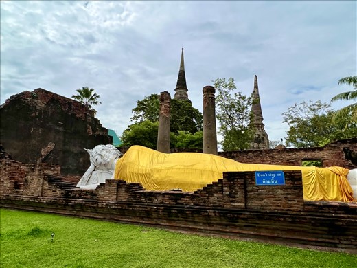Reclining Buddha, Wat Yai Chaimongkol, Ayutthaya