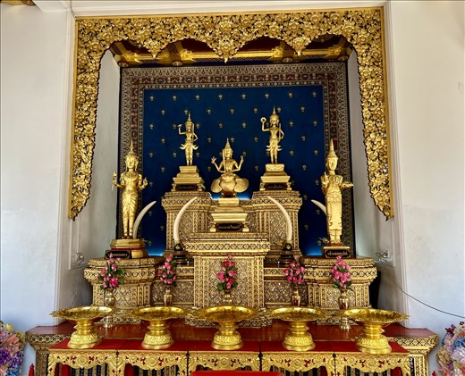 Five Guardians at Lak Muang, City Pillar Shrine