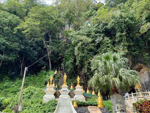 Entrance to 1260 stairs to top of Tiger Cave