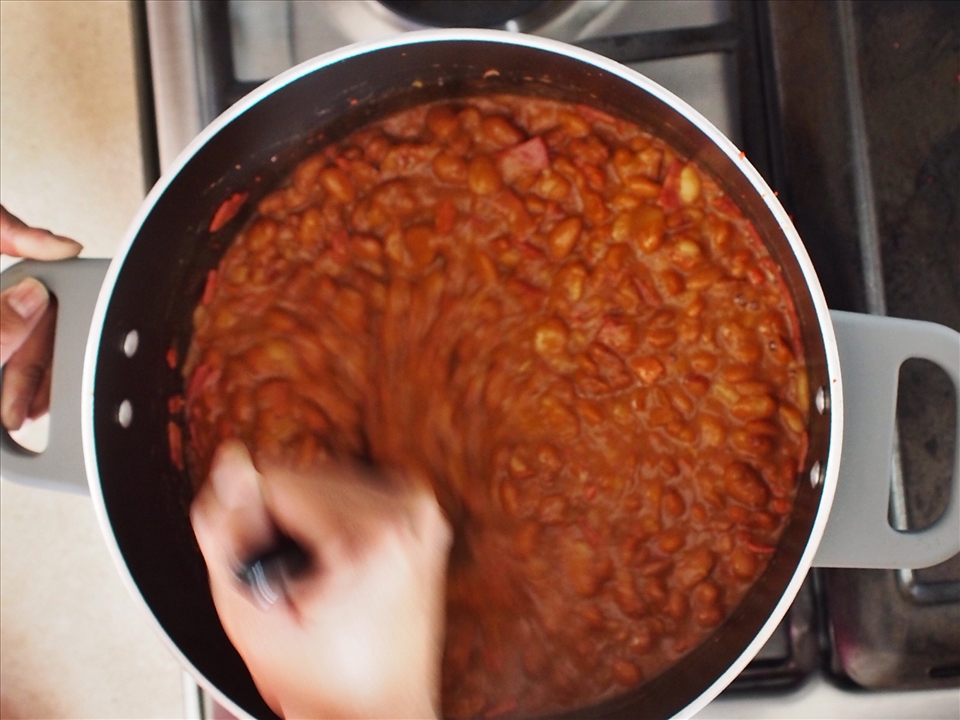 you add everything that you blent to the precooked beans and smash them togethe