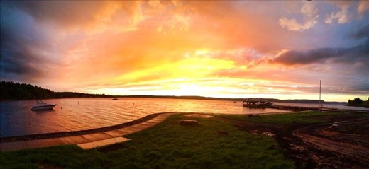 it's as if God painted this with the most colourful brush strokes. The day I took this, had been a pretty chaotic day however, ending it with this made it much more peaceful - not to mention there was a double rainbow. 