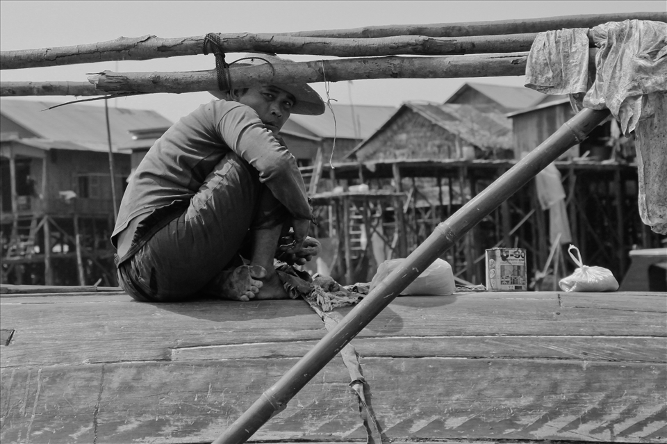 In the meantime, men are out working on their boat, preparing them for the rainy season where fishing will be the main activity.
