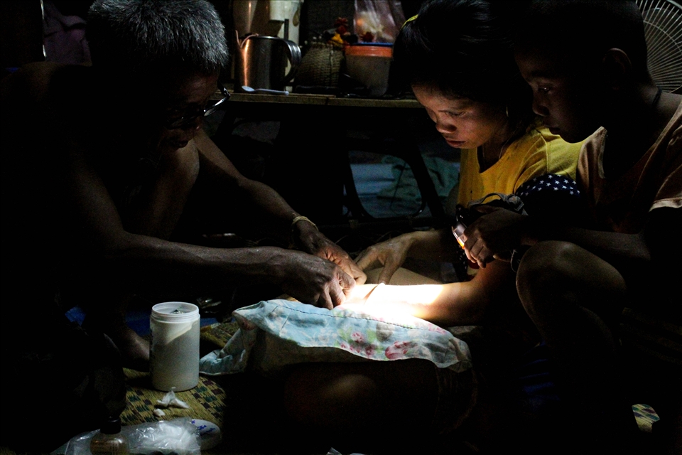 Capitan, the patriarch of the family, was a medic in the American War and still acts as the village nurse for simple maladies . When asked what his favourite thing to do was he simply answered 