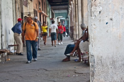Unlike the crumbling look of Havana, Cubans are usually are well-dressed. There is a contrast between the “subjective” look of the people the buildings they live in!
