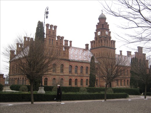 The University (1882), a former church - students study and get married here. 