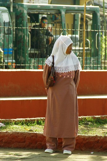 Catholic soldiers lives with the Muslims and protect them from the terrorists of the area. They live harmoniously yet the culture of violence is still not ceased from Basilan.