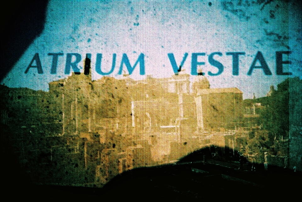 The most efficient way to represent Rome as the heart of European history 