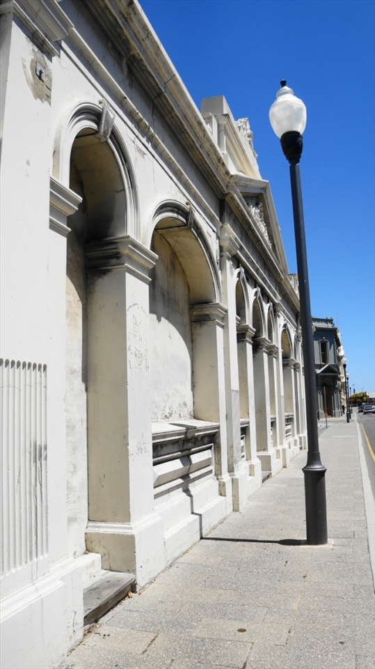 Wedding Wall. A Favourite hotspot in Freo for wedding photographs to be taken.