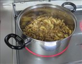 Hornet larvae simmering on the stove: by libertyruth, Views[1803]