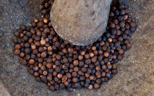 Sarawak Black Peppercorns
