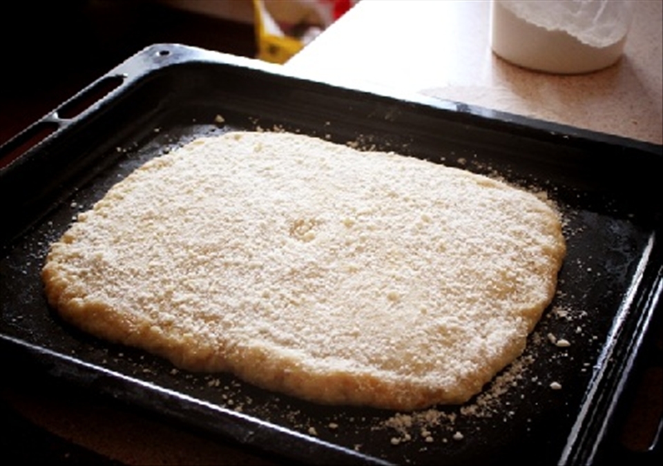 Finally, everybody to the table!