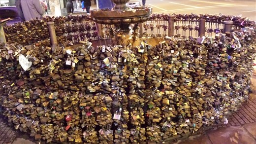 Montevideo. Locks.........signs of commitment?