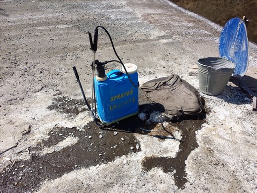 Crossing the border from Namibia into Botswana you had to walk across a chemical soaked rag to prevent the spread of foot and mouth disease. Vehicles drove through a trough of treated water for the same purpose


no disease was brought into Botswana