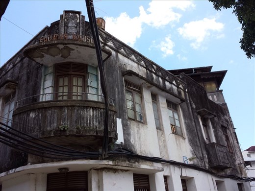 Lots of neat old buildings