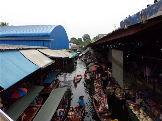 Ray and I took a day trip from Bangkok to visit a floating market.