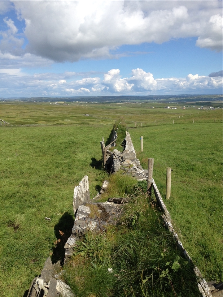 Failte (welcome)!  

This is a trail on the backside of the Cliffs of Moher.