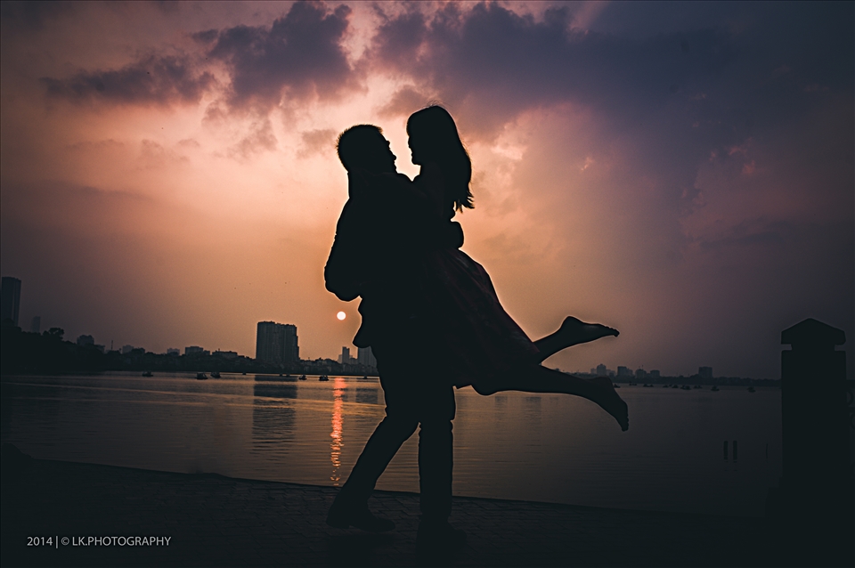 Lovely moment in West Lake - Hanoi