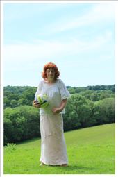 Whitsun, or White Sunday, the seventh sunday after Easter. Well, it originated as a pagan celebration and then it became a Christian one. We all dressed up in white and went on a donkey walk. Megan, who always likes to drag someone else around with her is very busy at the moment with a football. Nothing else matters.
: by lokodizsolt, Views[537]