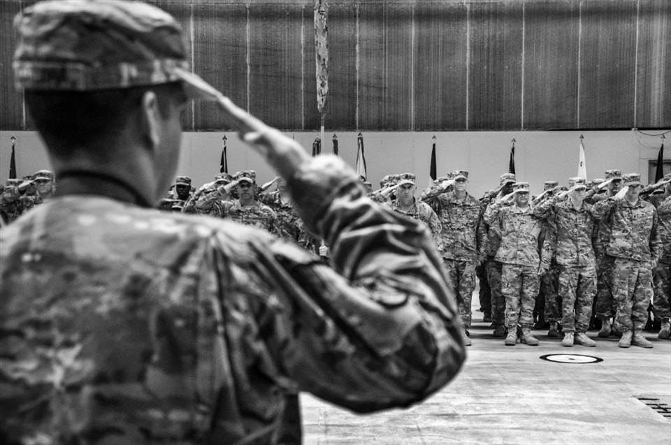 The 277 ASB Hangar is one of the places that Fort Drum (Watertown, NY) use to welcome troops returning home. On October, 2012, more than 200 families gathered there to welcome home the FSC 7th Engineer Battalion that served in Afghanistan. One of them, U.S. Army Sargent First Class Jesus Jimenez (front row, third from right) had left only 10 days after his child was born. Since then he spent a whole year away from his family.
