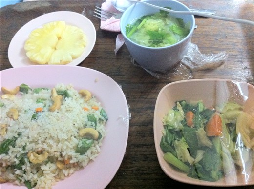 Food on the overnight sleeper from Hua Lamphong to Chumphon