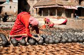 The strenght of women. Pottery Square, Bhaktapur. : by lucagelsi, Views[337]
