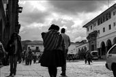 Natural high.
While I can hardly keep my breath at such heights, this woman walks up the dizzy streets of Cusco, carrying her belongings with ease.: by luigiluigi, Views[621]