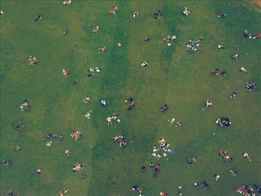 I took this photo when I was up there on London Eye, and what caught my attention was the drawing that all of these people 