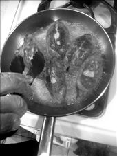 Placing pyroshki seam side down and deep frying in batches : by lusine-3, Views[414]