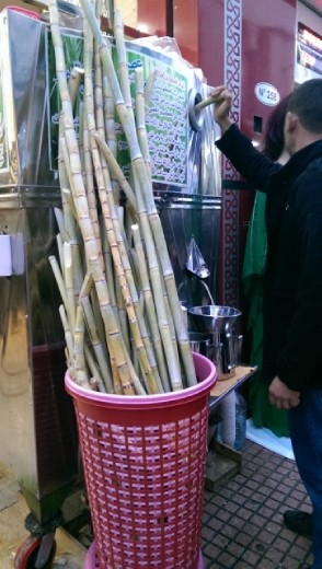 Sugar cane juice making machine