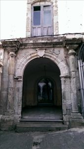 Entrance to Dar Niaba. Closed for the day: by macedonboy, Views[196]