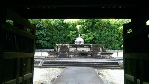 Toshodaiji Temple - Closer view of kaidan