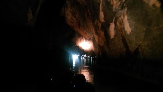 Greeting boats ont he way in